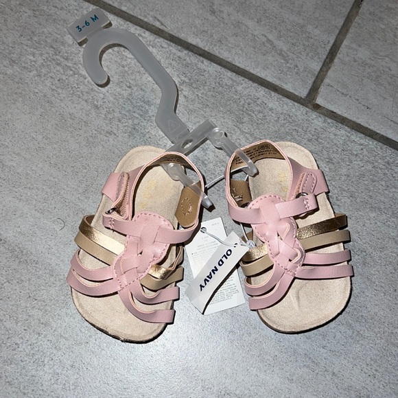 Infant sandals - Picture 1 of 2